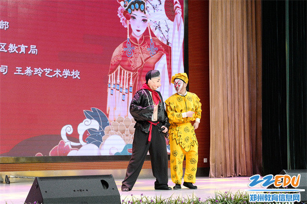 3精彩表演