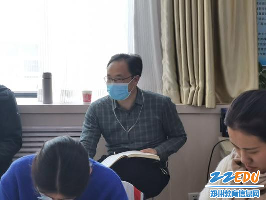 郑州市树人高级中学尹战立校长总结发言