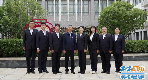 4学科基地全体成员合影
