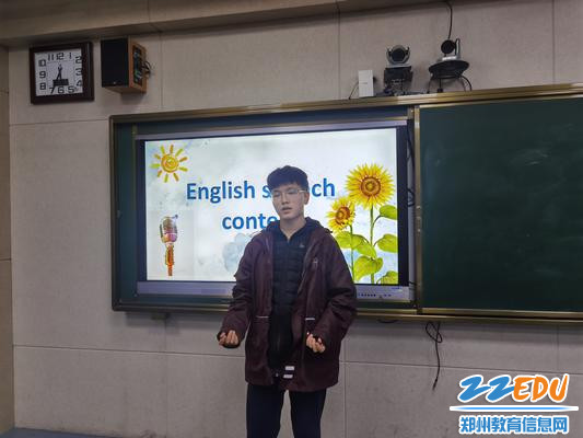 热情洋溢的王一阳