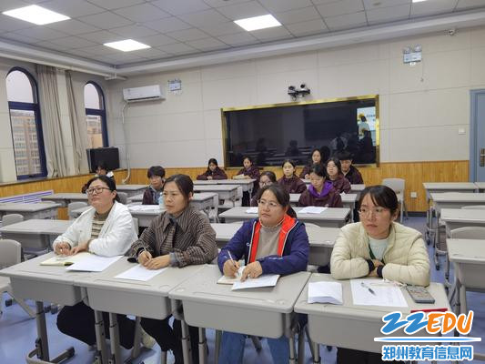 被吸引的评委老师