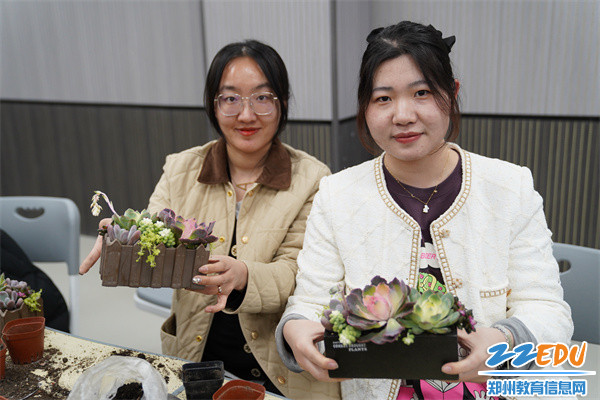 经开区龙飞小学老师们做的多肉栽培