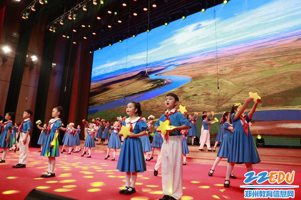 图片3优胜路小学孟源校区孩子们为活动献词_副本